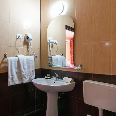 Afro Hotel 3*